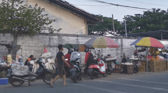 Pasar Tumpah Siwalankerto
